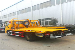 新邱区附近拖车救援搭电